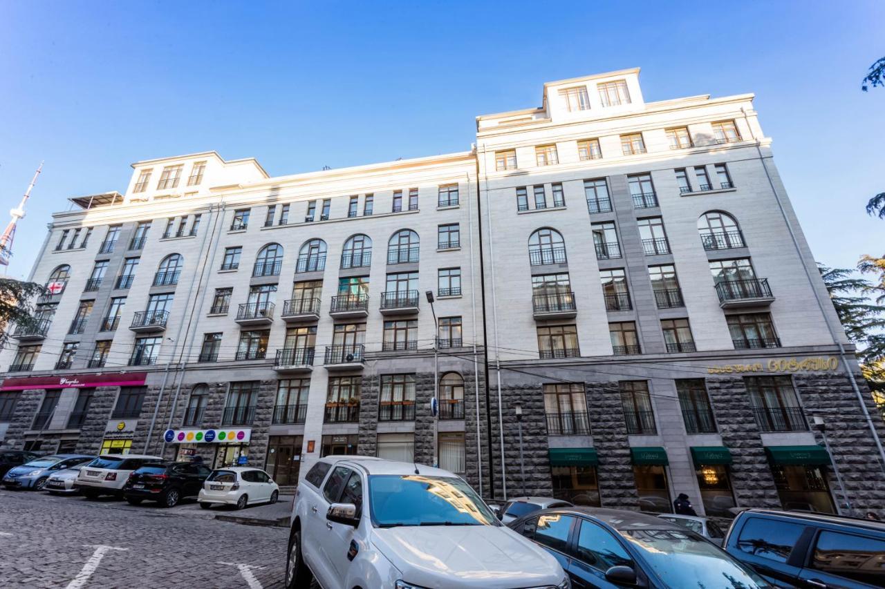 Apartment In The City Center Lll Tbilisi Bagian luar foto